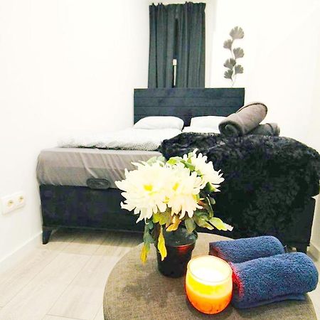 Comfortable Rooms In Akh Area Wien Eksteriør billede