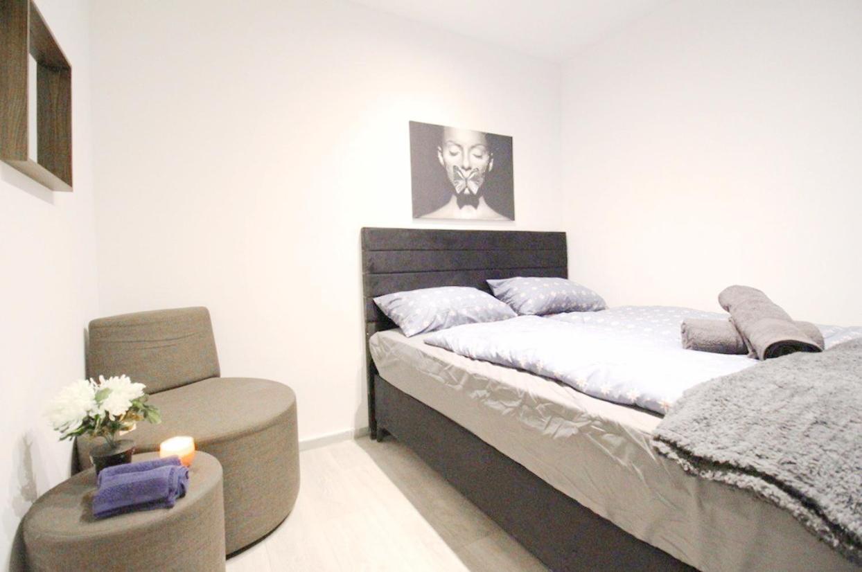 Comfortable Rooms In Akh Area Wien Eksteriør billede