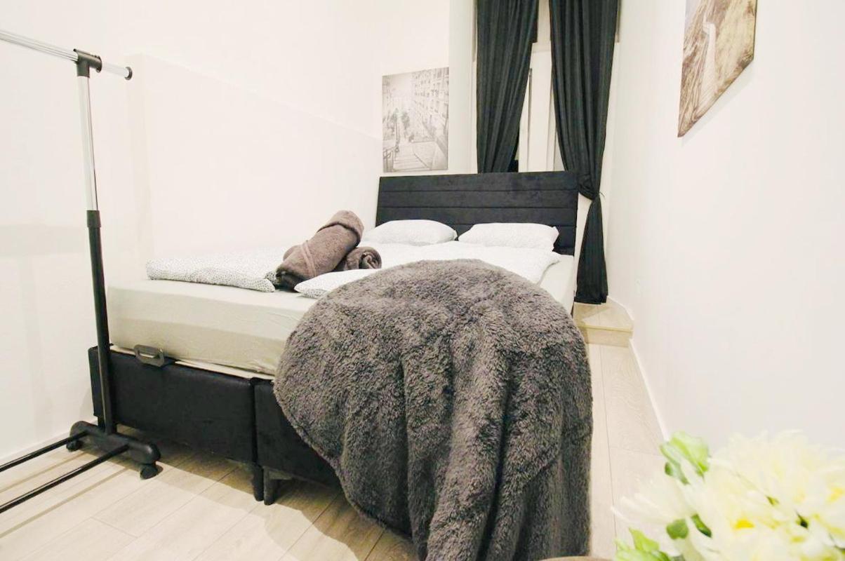 Comfortable Rooms In Akh Area Wien Eksteriør billede