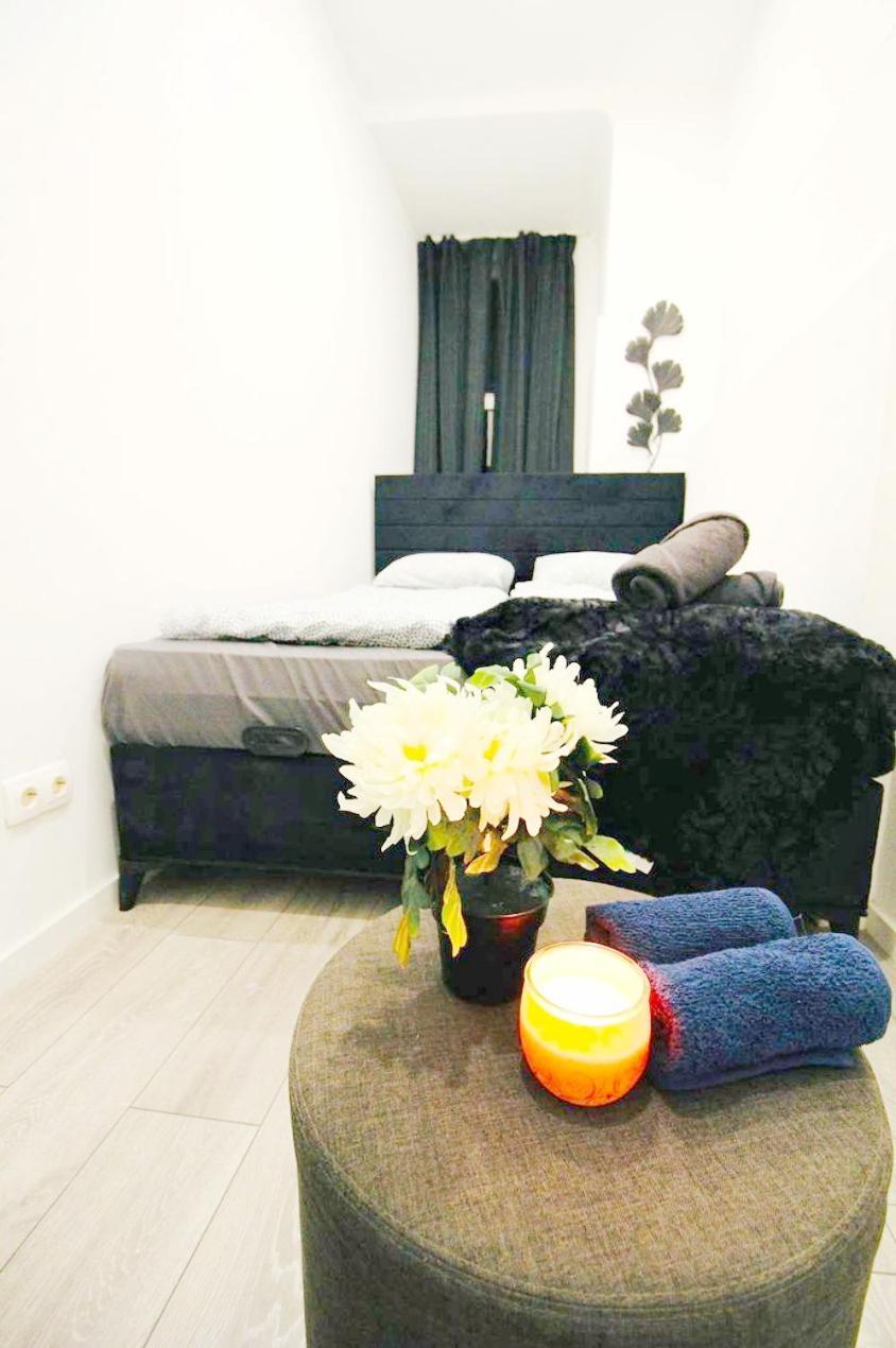 Comfortable Rooms In Akh Area Wien Eksteriør billede